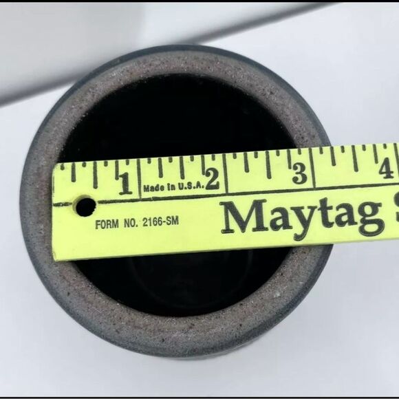 Vintage Rowe Pottery Works 1992 5" Cat Crock Cobalt Salt Glaze Cambridge WI - Picture 6 of 6